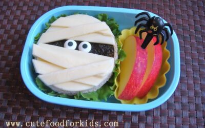 8 eerily easy Halloween school lunch ideas. You can make these, we promise.