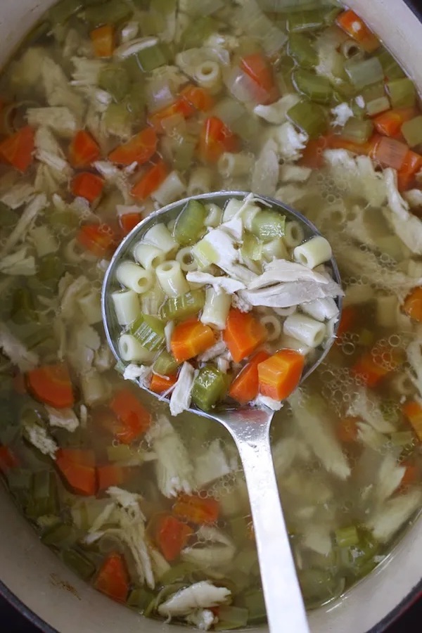 Cool Mom Eats weekly meal plan: Our tutorial on how to make chicken soup -- such an easy recipe! 