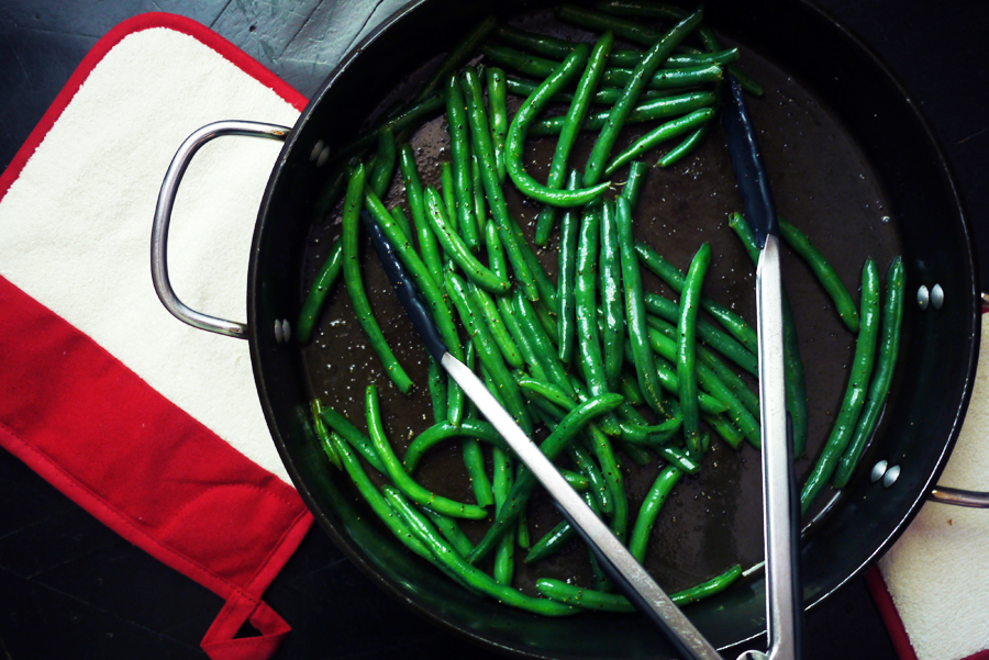 Seven-minute green beans: A super fast veggie side dish for your busiest nights.