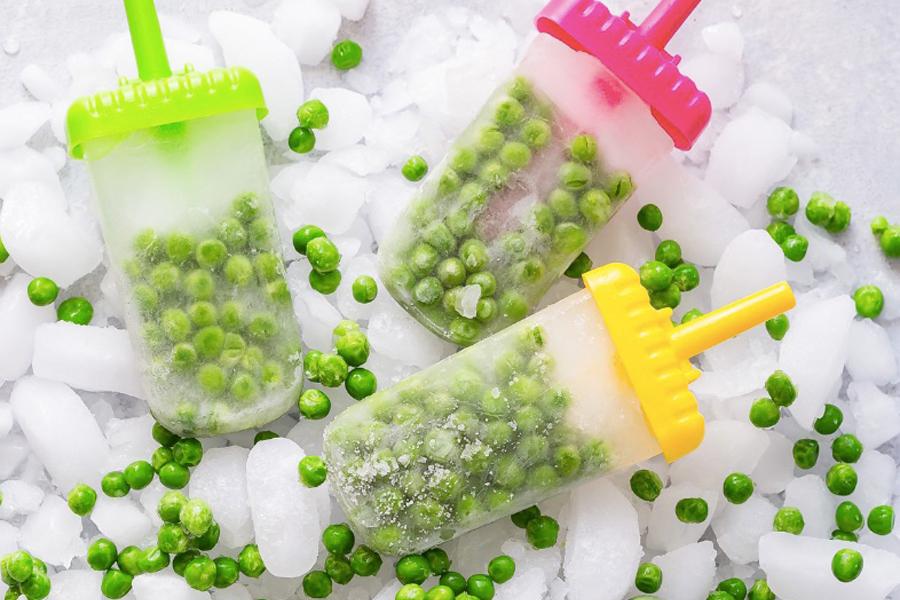Cut down on sugar for baby with these 9 healthy, homemade frozen teething snacks