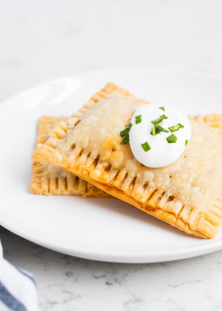 Make-ahead school lunch recipes you can store in the freezer: Taco Pop Tarts | I Heart Naptime