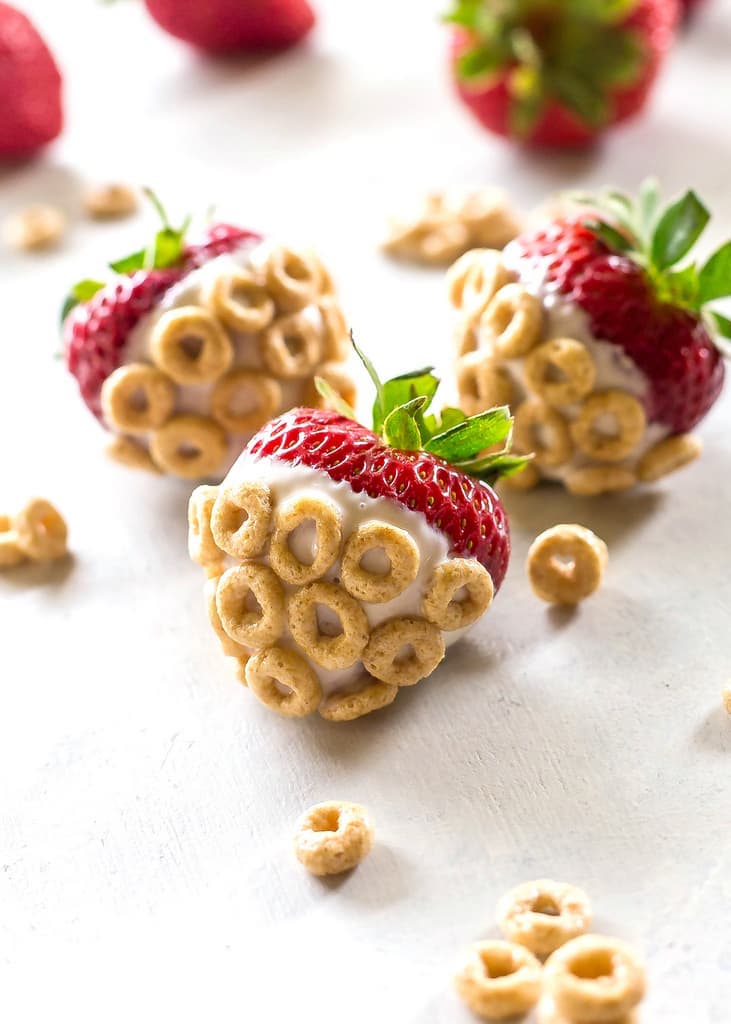 Best travel snack recipes: Yogurt covered Cheerios at The Girl Who Ate Everything