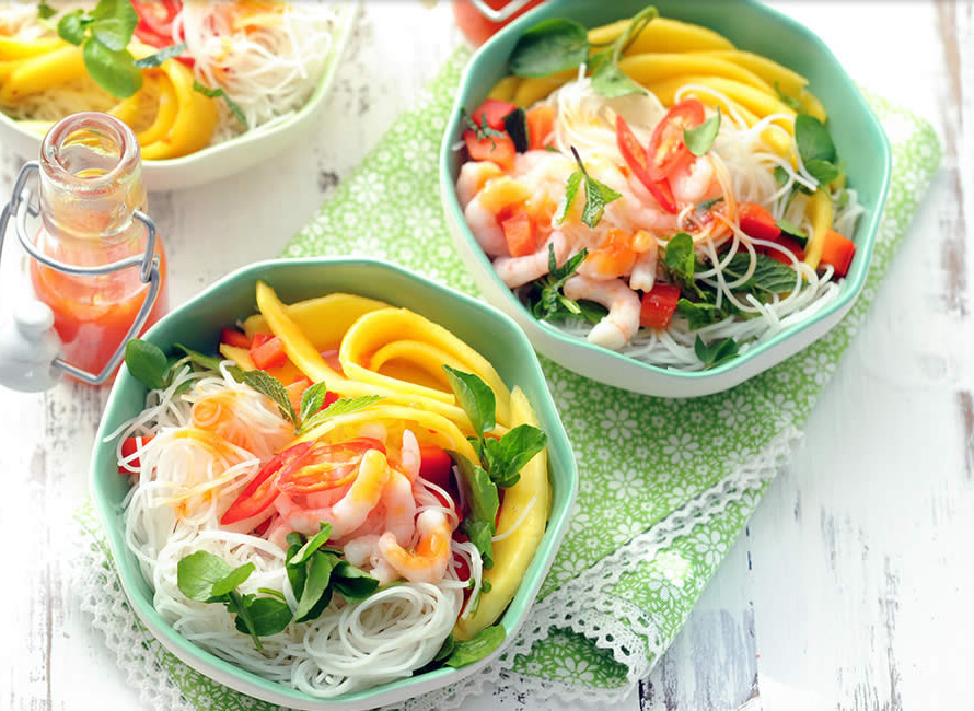 Cool Mom Eats weekly meal plan: Asian Noodle Salad with Shrimp, Watercress and Mango at Peapod [sponsor]