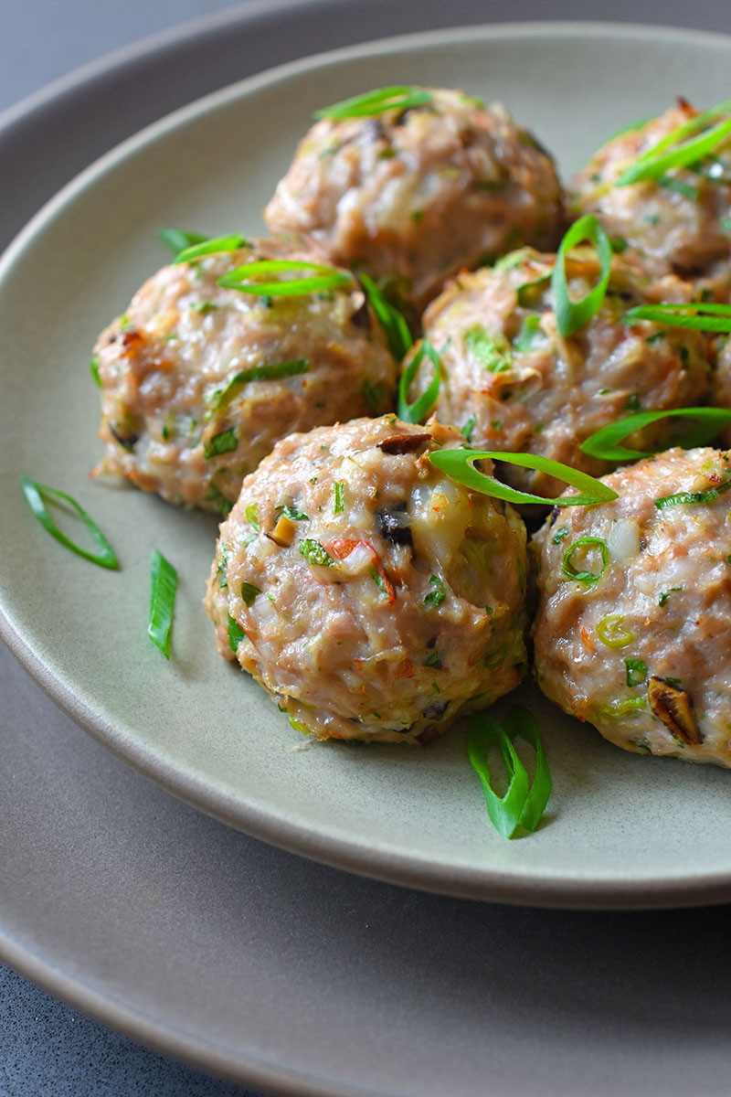 Tips for making the switch to Paleo even when you're feeding non-Paleo kids: Wonton Meatballs at Nom Nom Paleo