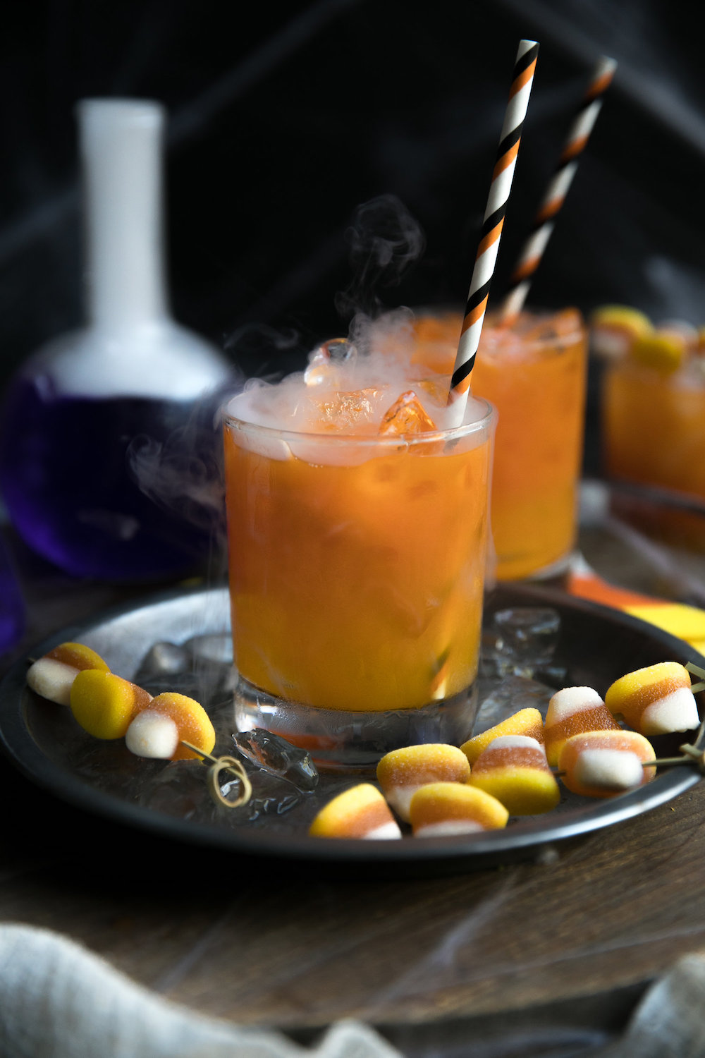Skinny Halloween cocktails: Candy Corn Gin cocktail at Coffee & Crayons