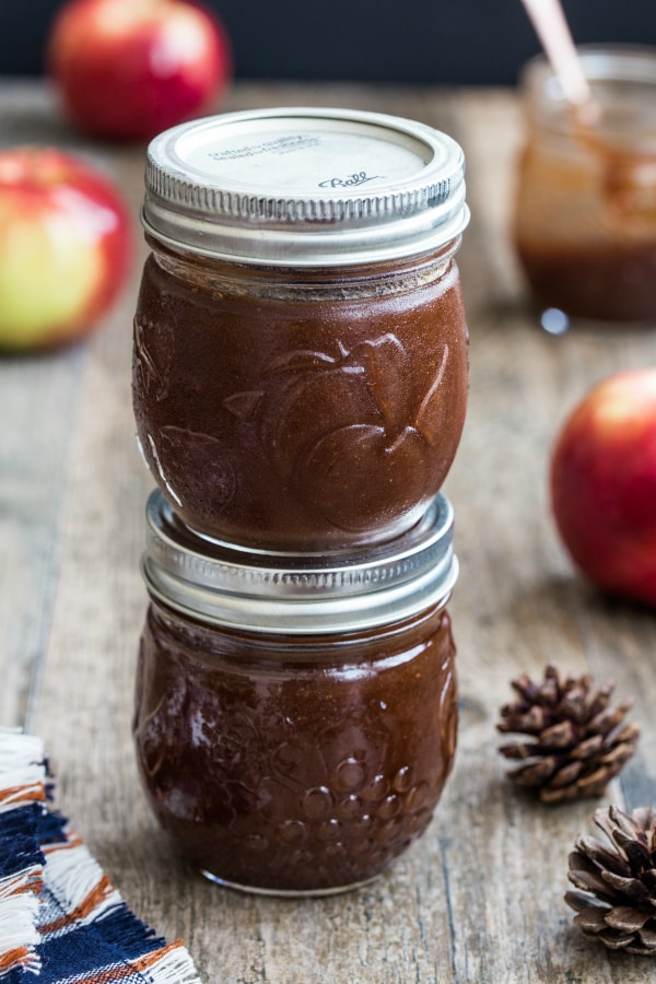 Our favorite homemade holiday food gifts: Slow Cooker Apple Butter | My Baking Addiction