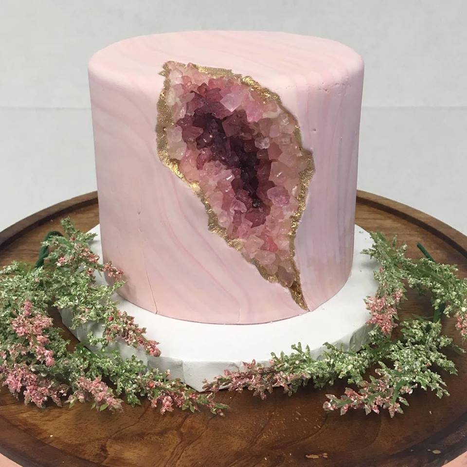 Geode Rock Cake at Nadia Cakes