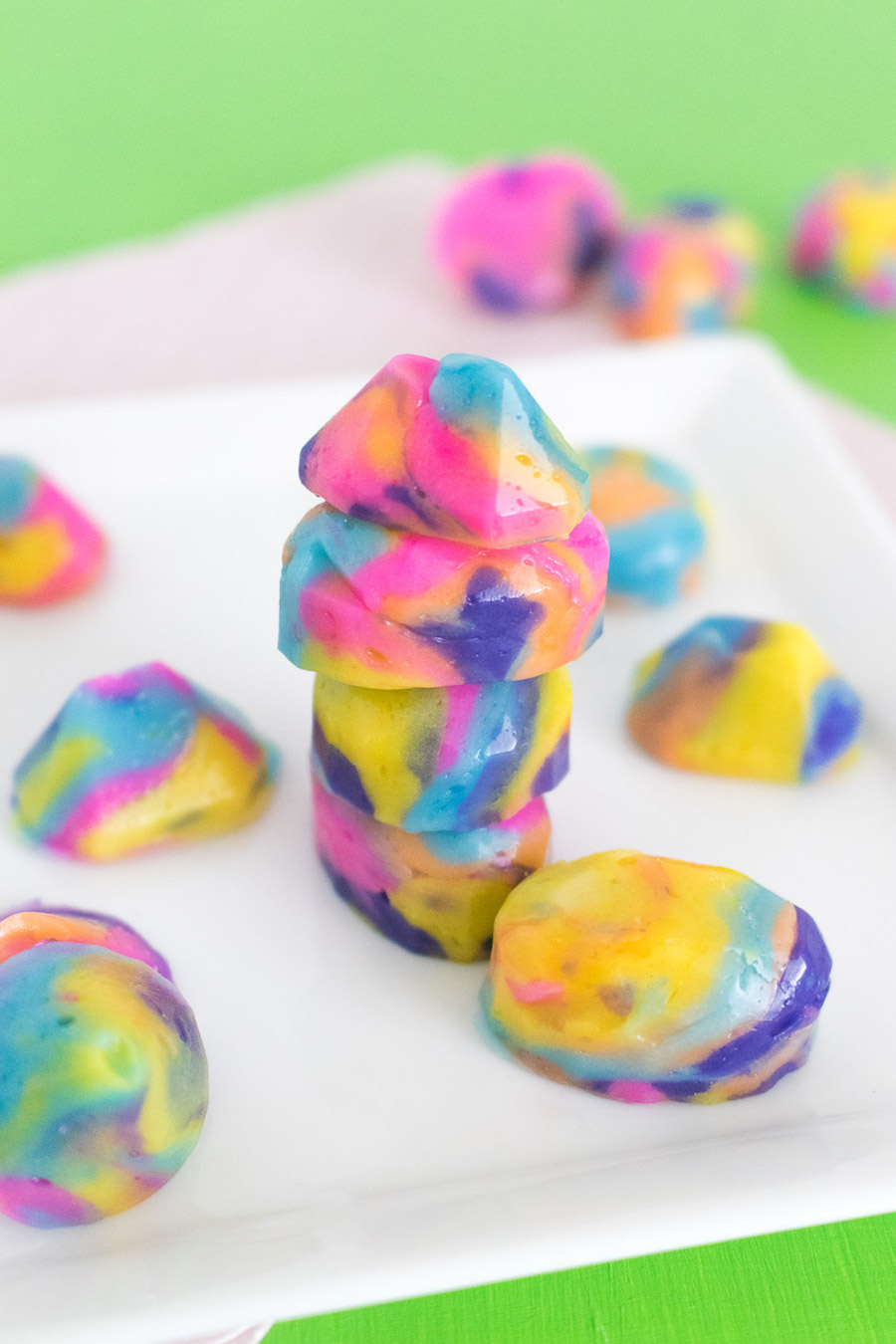 Edible St. Patrick's Day crafts for kids: Rainbow Butter Mints at Club Crafted