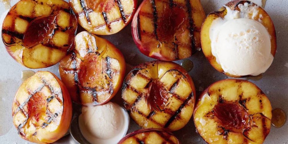 How to make delicious grilled peaches with ice cream for dessert at your next cookout | Whats Gabby Cooking 