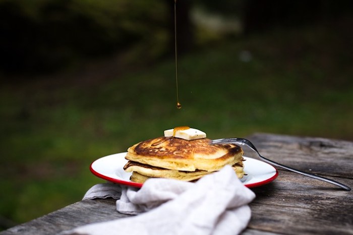 Simple camping recipes: Mason Jar Pancakes at Chocolate and Marrow
