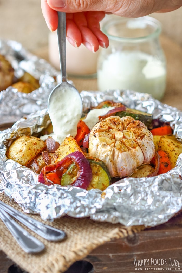 Simple camping recipes: Veggie Foil Packets at Happy Foods Tube
