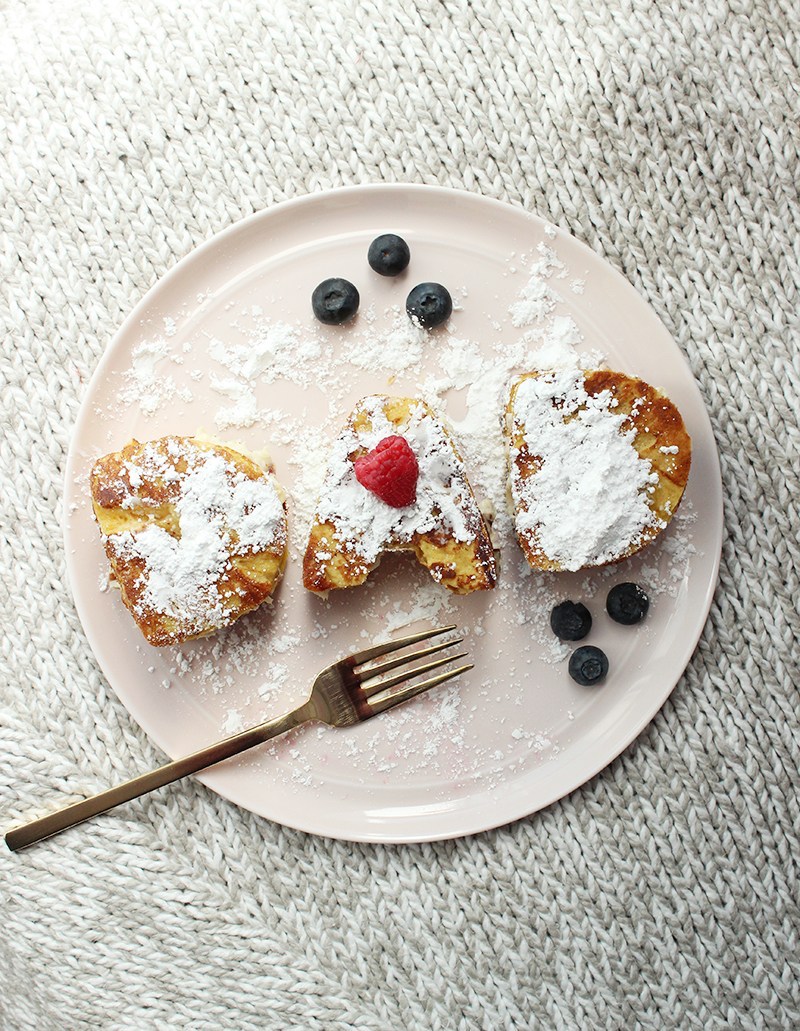 Father's Day treats the kids can help make: Maple Stuffed French Toast at Glitter and Bubbles