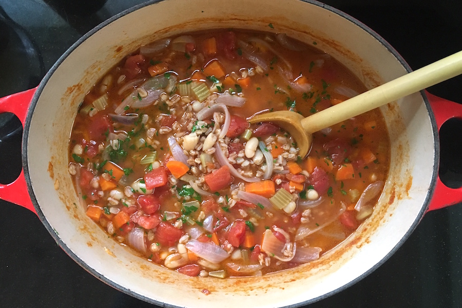 Simple ways to use farro: Tuscan Farro Soup recipe | ©Jane Sweeney Cool Mom Eats