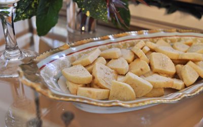 Homemade shortbread cookies with lavender salt: An easy, go-to dessert recipe for every holiday party