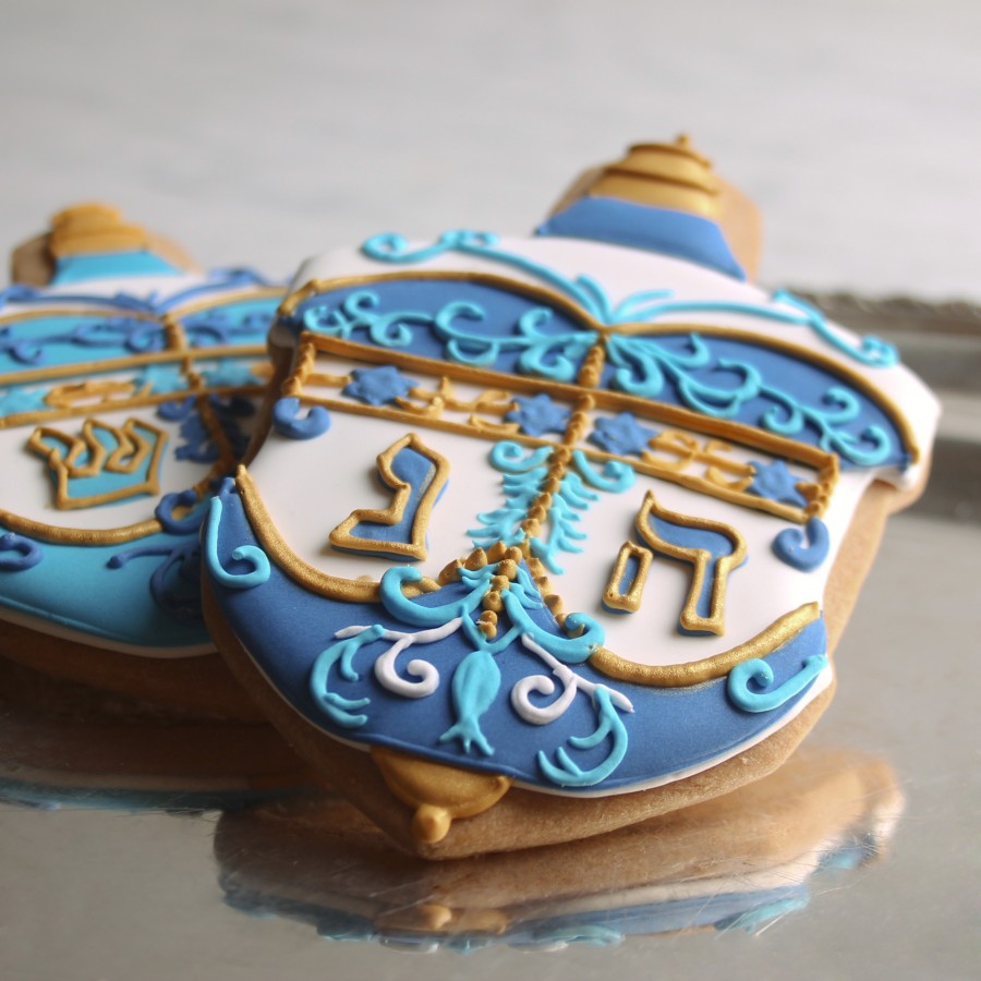 Hanukkah hostess food gifts: Eleni's very limited edition dreidel cookie gift box