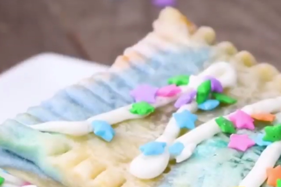 Homemade unicorn Pop-Tarts are the magic we need right now.