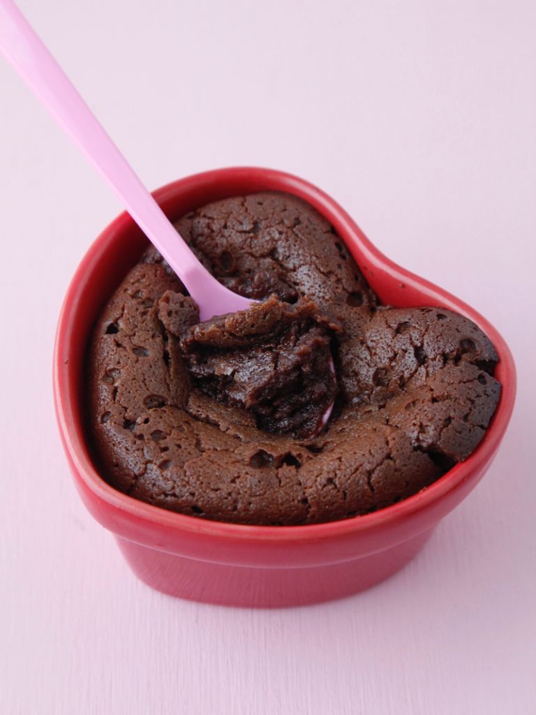 Easy Mother's Day cake ideas: Easy mini chocolate lava cakes with six ingredients from Catherine McCord of Weelicious