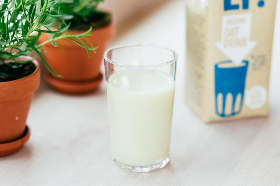 What is oat milk, and is it okay for kids? Here’s what parents need to know.
