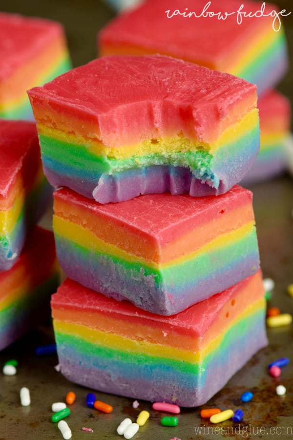 The cutest rainbow desserts for St. Patrick's Day: rainbow fudge | Wine and Glue