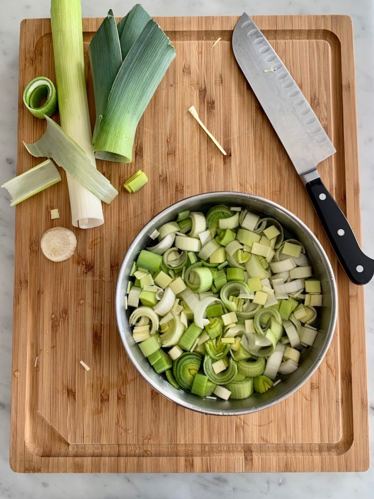 How to cook with leeks: they typically need a good cleaning! Here's an easy way to do it | © Jane Sweeney Cool Mom Eats