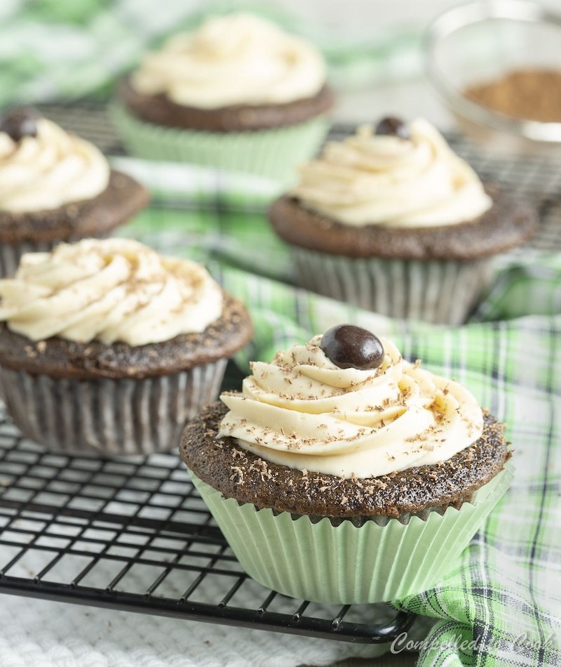Weekly meal plan: Boozy Irish Cream Cupcakes at Compelled to Cook