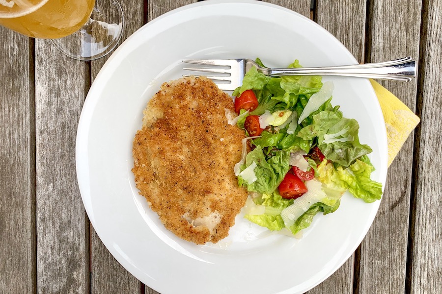 How to make crispy, chicken cutlets: A 10-minute main that goes with just about anything.