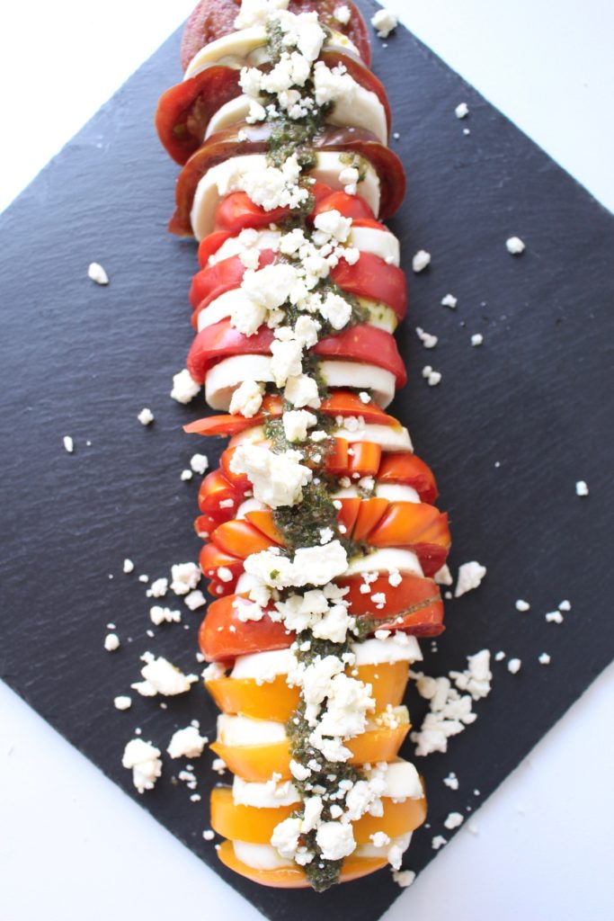 No-cook recipes using tomatoes and basil: Mediterranean Caprese Salad | Me and The Moose