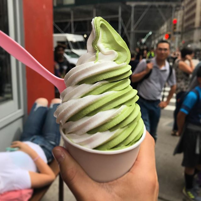 Vanilla and matcha swirl soft serve from Chacha Matcha in NYC: Nice treat at the end of the week!