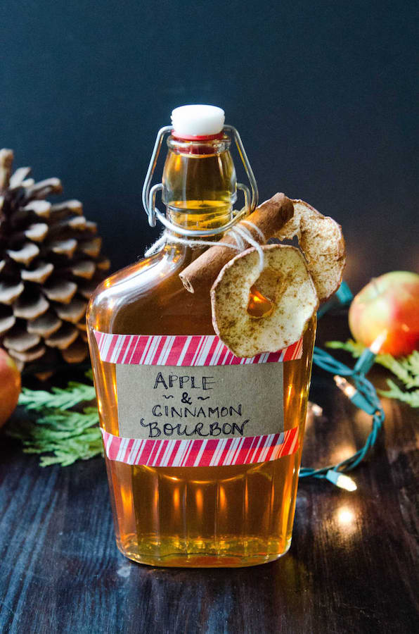 Apple Cinnamon homemade liqueur gift | The Kitchn