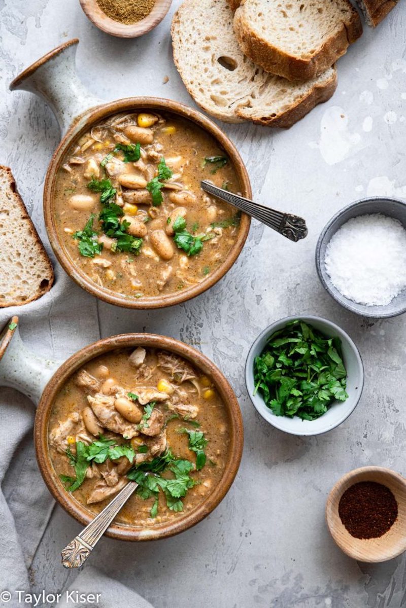 Weekly meal plan: Slow Cooker White Chicken Chili at Food Faith Fitness