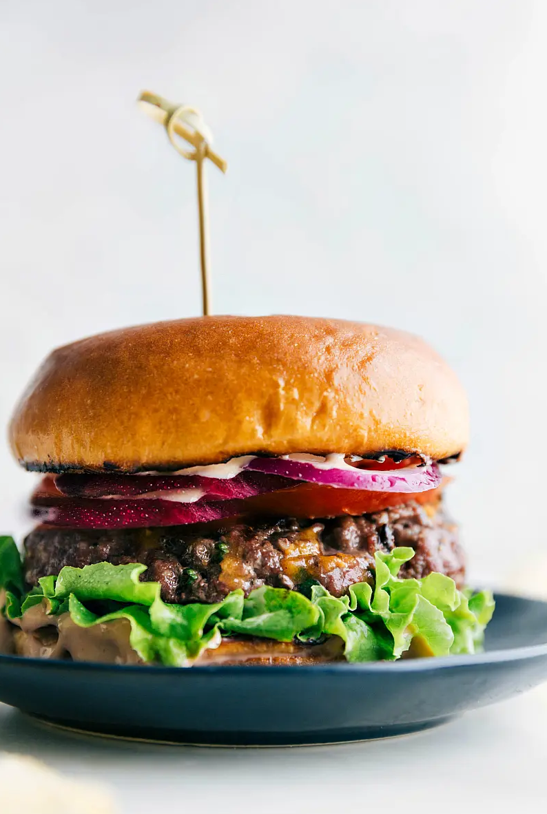 Weekly meal plan ideas: Cheese-stuffed burgers at Chelsea's Messy Apron