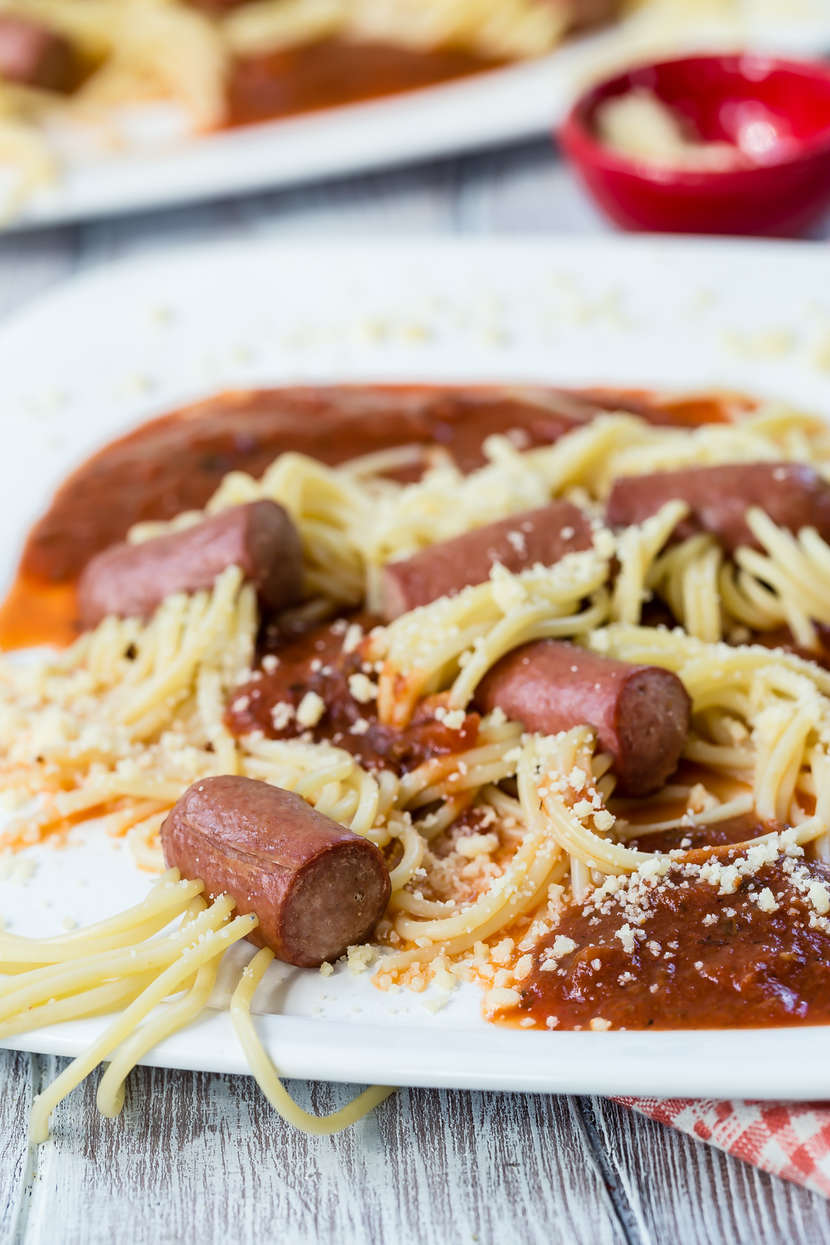 6 easy hot lunches your kids can make themselves: This freaky franks spaghetti at Weelicious gets protein on the table fast. 