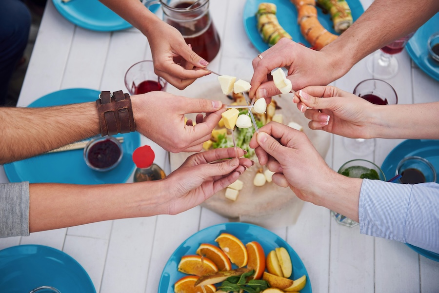 5 fun, party-inspired family dinner ideas for hot summer nights | Weekly Meal Plan