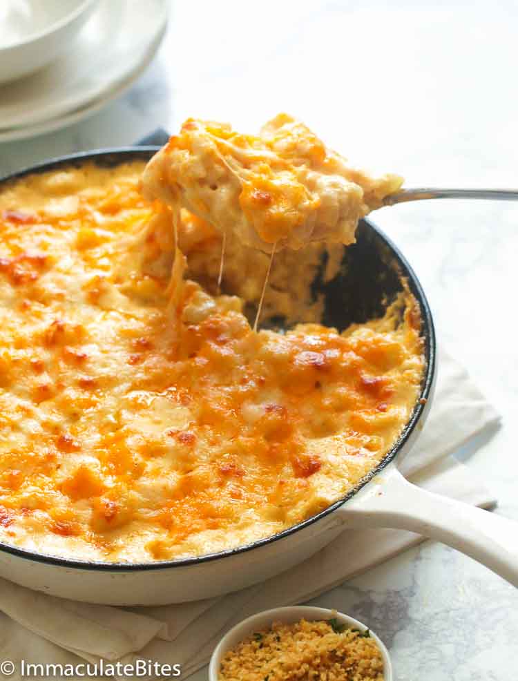 Upgrading kids menu favorites to eat at home: The baked skillet Mac n cheese with creole spices from African Bites