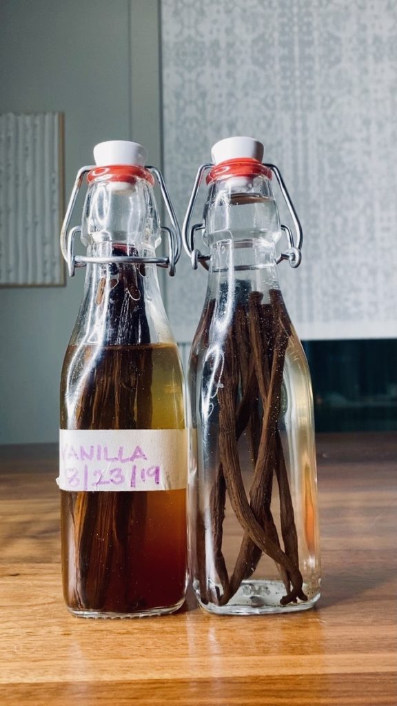 Make vanilla extract for homemade gifts using the tips from Scheck Eats