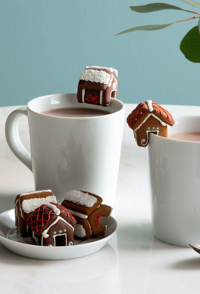 Tiny gingerbread houses for our mugs? Yes, please.