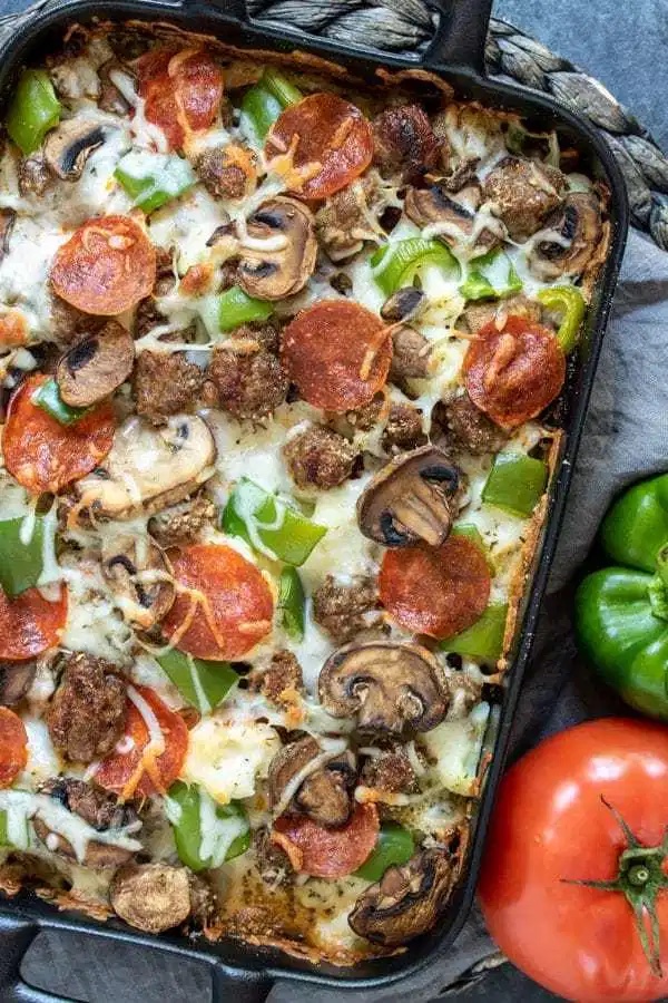 Weekly meal plan: Low-carb pizza casserole at Homemade Interest