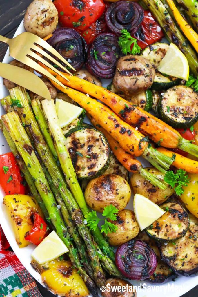 Meal plan ideas using August produce: Delicious marinated, grilled veggies at Sweet and Savory Meals