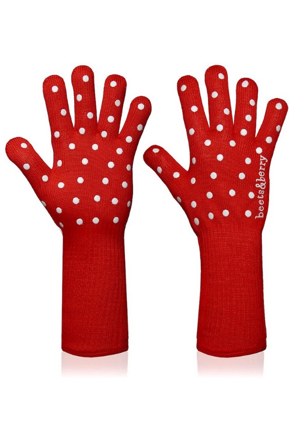 Kids love these Beets and Berry oven gloves which make a great holiday gift under $25