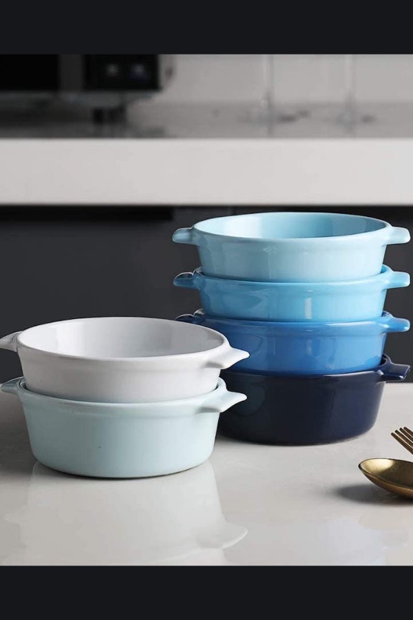 SWEEJAR's pretty ceramic dish set can go from oven to table