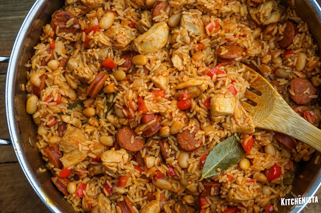 Weekly Meal Plan Ideas #45: Chorizo, Chicken, Rice and Beans from The Kitchenista Diaries