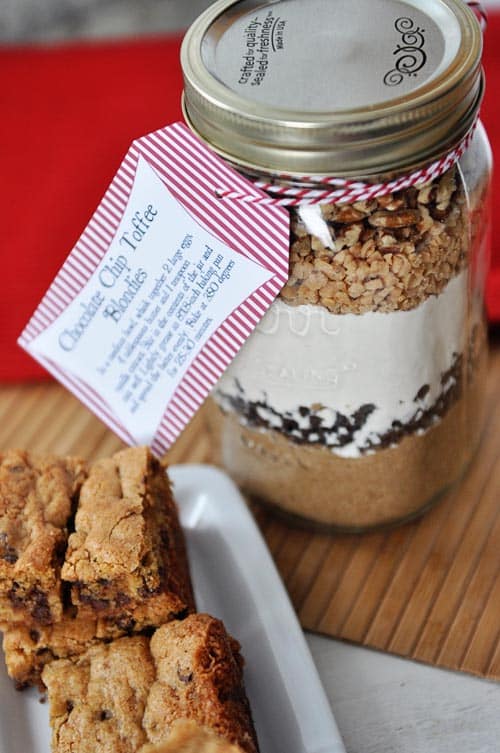 Last minute food gifts: toffee blondies from mels kitchen cafe