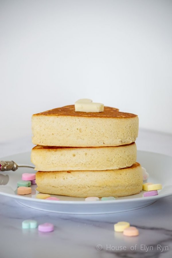 Fluffy Japanese pancakes for Valentine's Day are easy with this recipe from House of Elyn Ryn