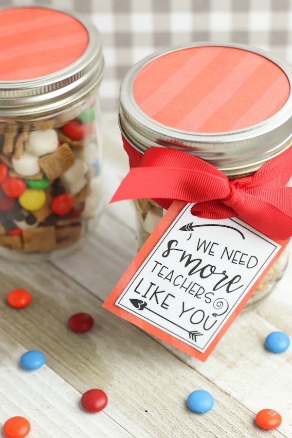 Make a batch of s'more snacks with these printable gift tags from Rachel Teodoro for a teacher appreciation gift