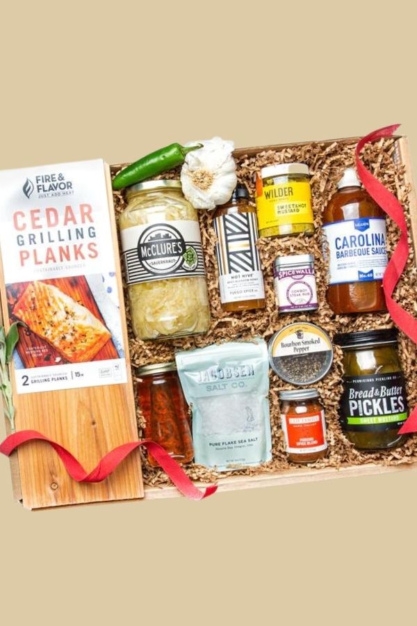 Gourmet gift boxes for dads: The Father's Day gourmet grilling box from Mouth foods