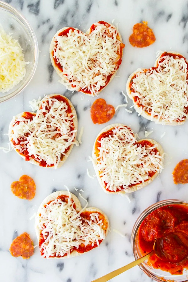 Sarah Hearts' heart-shaped pizza recipes are a great dinner for Valentine's Day.