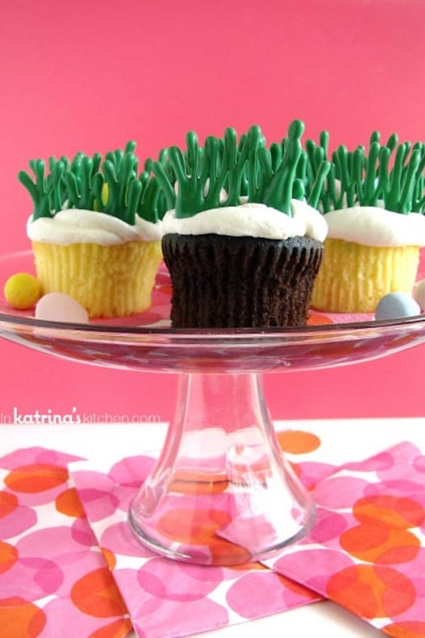 Can you find the hidden Easter eggs in these cupcakes from In Katrina's Kitchen?