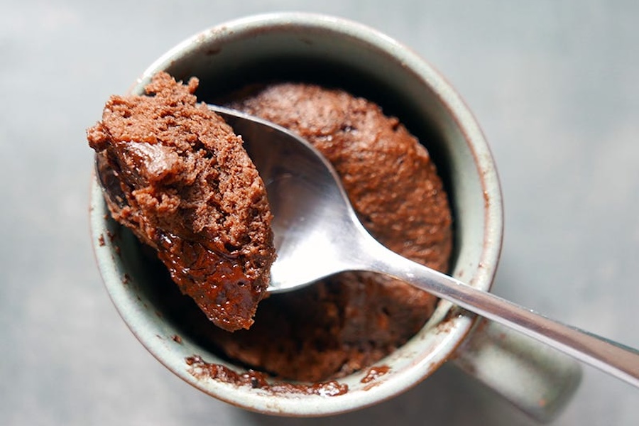 6-minute chocolate-PB microwave mug cakes, our weekly Weight Watchers recipe
