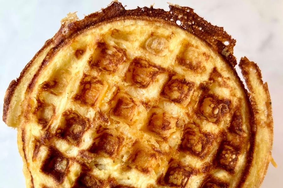 Savory cottage cheese waffles, our weekly Weight Watchers recipe
